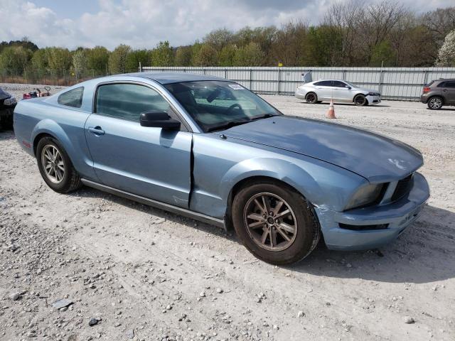 1ZVFT80N055138141 - 2005 FORD MUSTANG BLUE photo 4