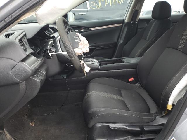 2HGFC2F50JH554945 - 2018 HONDA CIVIC LX Сріблястий фото 7
