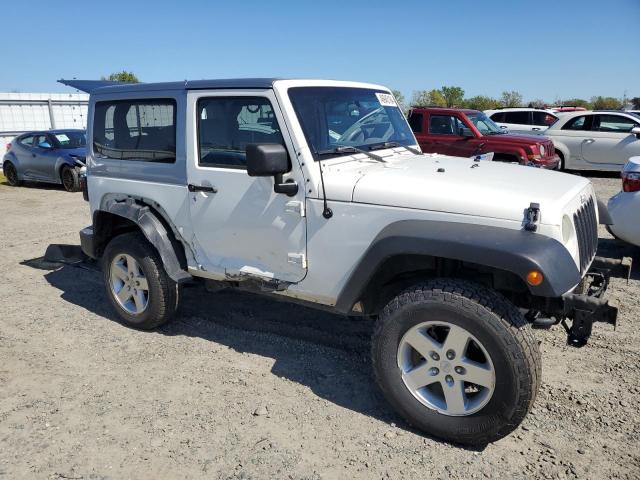 1J4FA24187L197766 - 2007 JEEP WRANGLER X WHITE photo 4