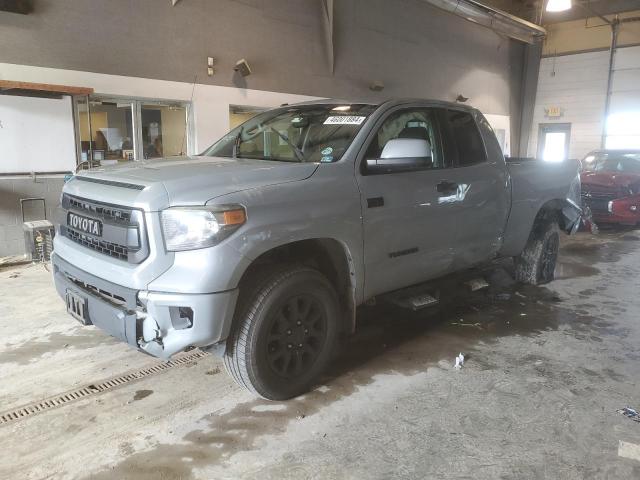 5TFUY5F14HX615774 - 2017 TOYOTA TUNDRA DOUBLE CAB SR/SR5 GRAY photo 1