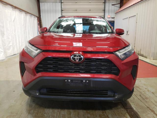 2T3P1RFV7PW368068 - 2023 TOYOTA RAV4 XLE RED photo 5