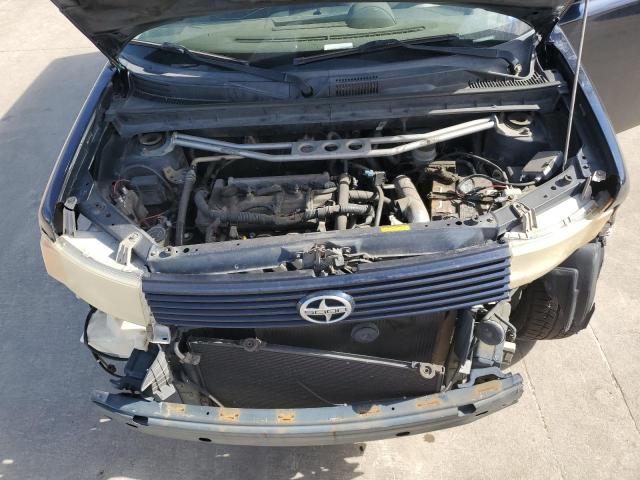 JTLKT324750221236 - 2005 TOYOTA SCION XB BLUE photo 11