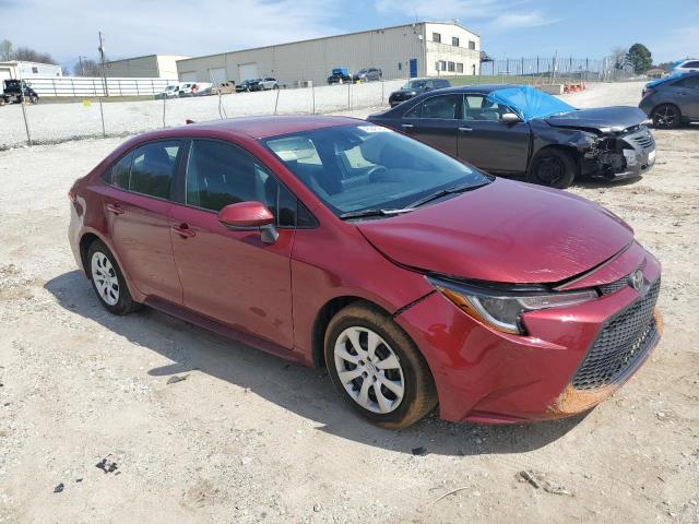 5YFEPMAE6NP391493 - 2022 TOYOTA COROLLA LE RED photo 4