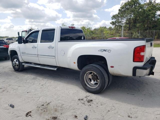 1GT423C82CF159005 - 2012 GMC SIERRA K3500 SLE WHITE photo 2