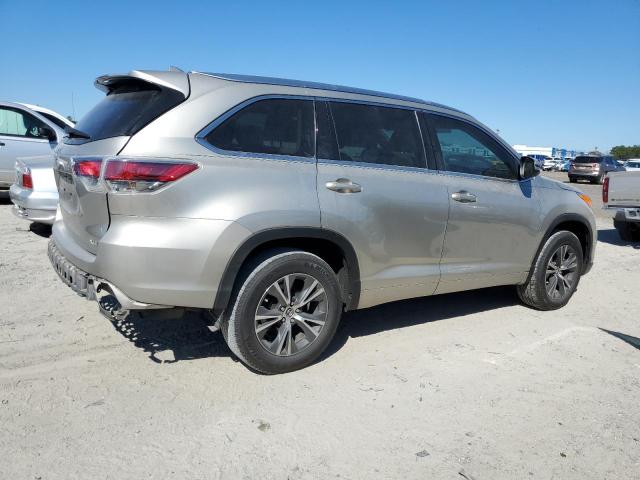 5TDKKRFH7GS131258 - 2016 TOYOTA HIGHLANDER XLE TAN photo 3