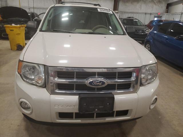 1FMCU9DG1BKB78709 - 2011 FORD ESCAPE XLT WHITE photo 5