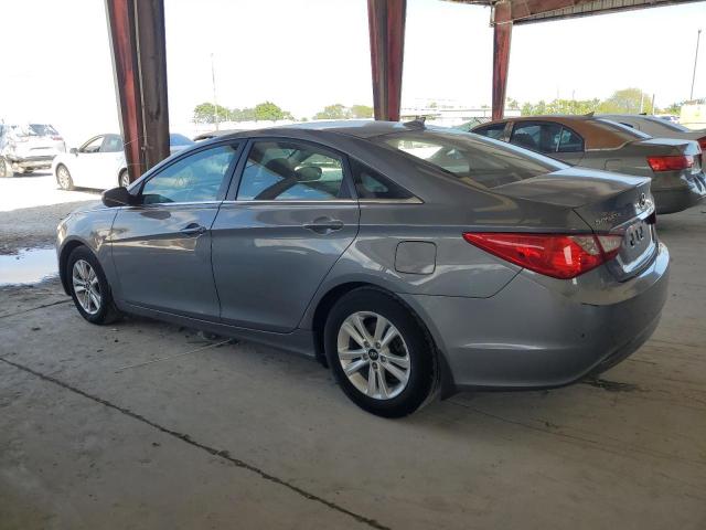 5NPEB4AC3DH705920 - 2013 HYUNDAI SONATA GLS GRAY photo 2