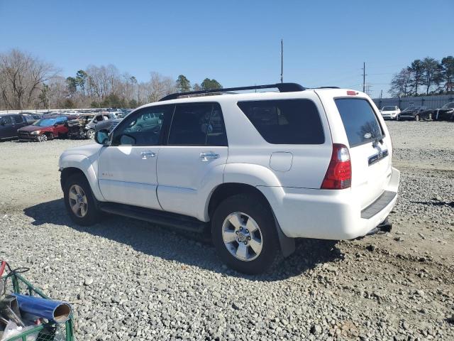 JTEBT14R168033268 - 2006 TOYOTA 4RUNNER SR5 WHITE photo 2