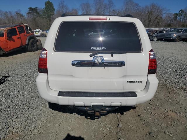 JTEBT14R168033268 - 2006 TOYOTA 4RUNNER SR5 WHITE photo 6