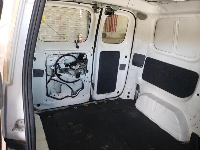 3N63M0ZN9HK719586 - 2017 CHEVROLET CITY EXPRE LT 白色 照片 10