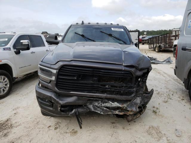 3C6UR5FLXNG149709 - 2022 RAM 2500 LARAMIE GRAY photo 5