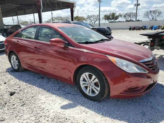 5NPEB4AC1DH605296 - 2013 HYUNDAI SONATA GLS RED photo 4