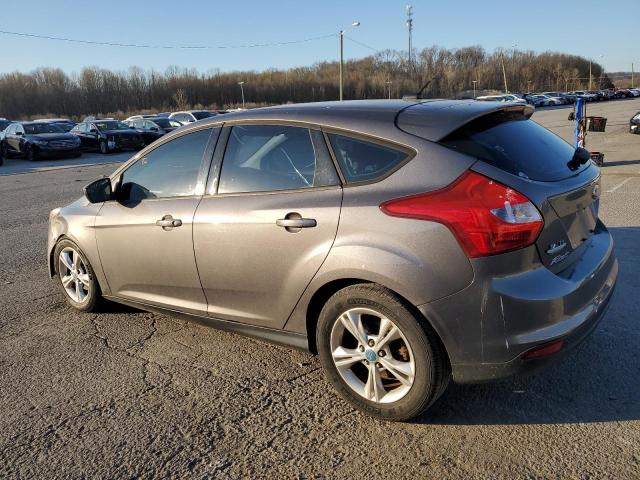 1FAHP3K2XCL214663 - 2012 FORD FOCUS SE GRAY photo 2