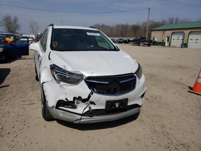 KL4CJ2SB6LB013441 - 2020 BUICK ENCORE SPORT TOURING WHITE photo 5