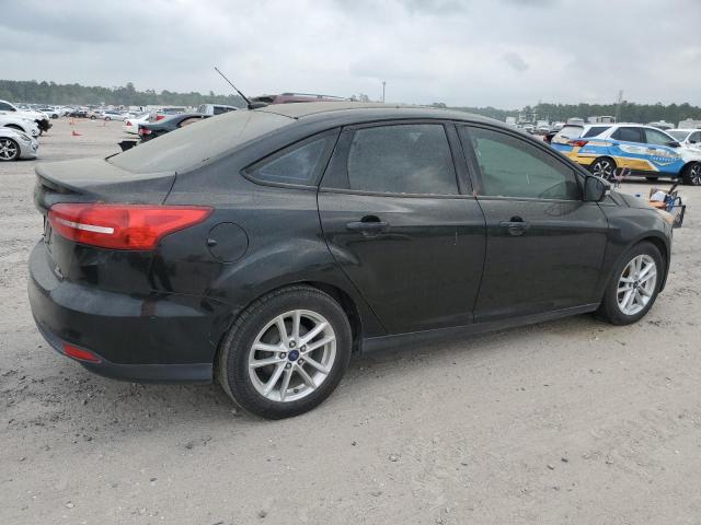 1FADP3F27FL314832 - 2015 FORD FOCUS SE BLACK photo 3