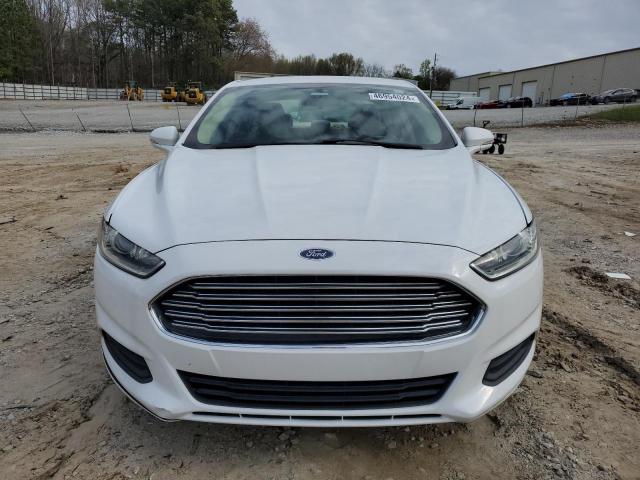 1FA6P0H7XF5110028 - 2015 FORD FUSION SE WHITE photo 5