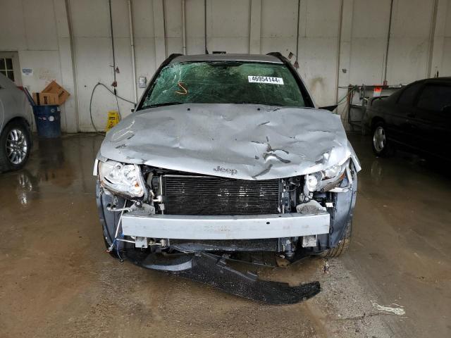 1C4NJCEA5CD636979 - 2012 JEEP COMPASS LATITUDE SILVER photo 5