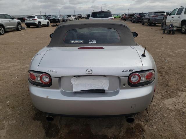 JM1NC25F360114623 - 2006 MAZDA MX-5 MIATA SILVER photo 6