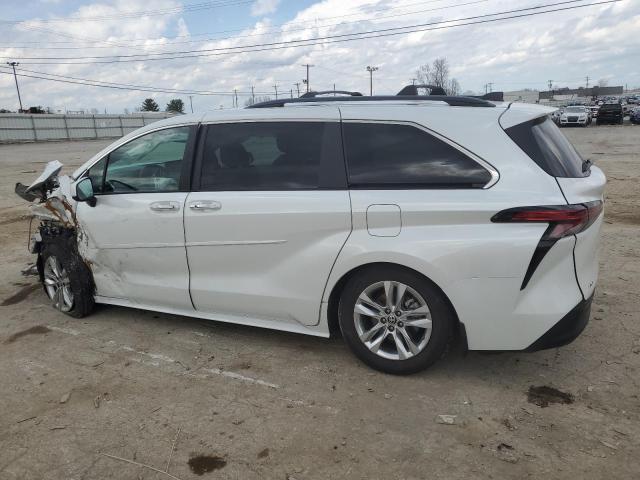 5TDJSKFC8NS052654 - 2022 TOYOTA SIENNA XLE WHITE photo 2