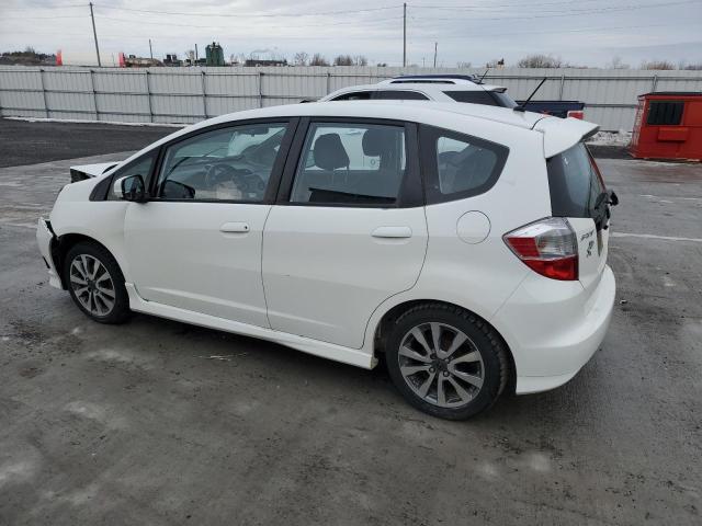 LUCGE8G76D3001011 - 2013 HONDA FIT SPORT WHITE photo 2