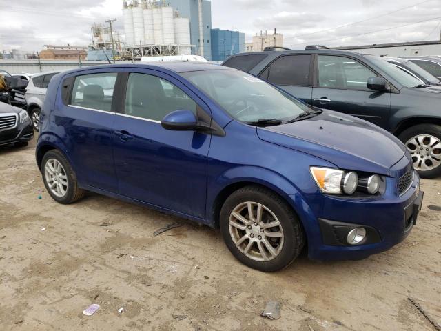 1G1JC6SH1D4185880 - 2013 CHEVROLET SONIC LT BLUE photo 4