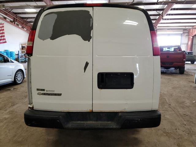 1GC2GUBG0A1160316 - 2010 CHEVROLET EXPRESS G3 WHITE photo 10