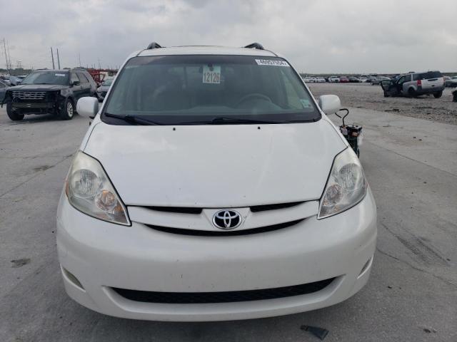 5TDZK22C58S153146 - 2008 TOYOTA SIENNA XLE WHITE photo 5