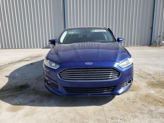 3FA6P0HD1GR122136 - 2016 FORD FUSION SE BLUE photo 5