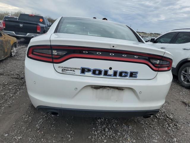 2C3CDXAT3JH210659 - 2018 DODGE CHARGER POLICE WHITE photo 6