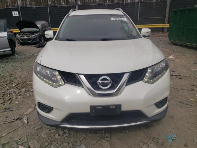 5N1AT2MV3FC799191 - 2015 NISSAN ROGUE S WHITE photo 5