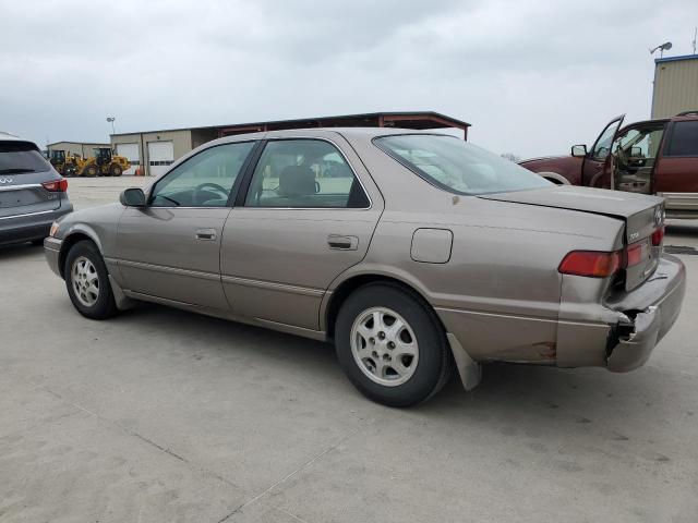 4T1BG22K6XU902147 - 1999 TOYOTA CAMRY CE TAN photo 2