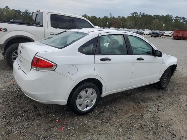 1FAHP34N08W113709 - 2008 FORD FOCUS S/SE WHITE photo 3