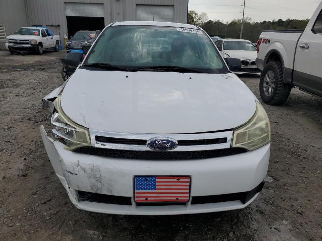 1FAHP34N08W113709 - 2008 FORD FOCUS S/SE WHITE photo 5