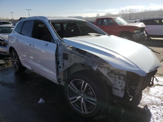 LYVA22RK2KB231356 - 2019 VOLVO XC60 T6 MOMENTUM WHITE photo 4