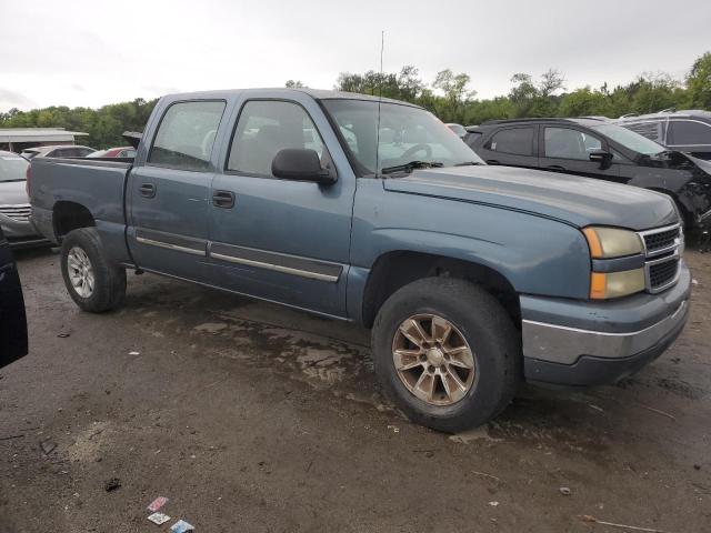 2GCEC13V271103543 - 2007 CHEVROLET SILVERADO C1500 CLASSIC CREW CAB BLUE photo 4