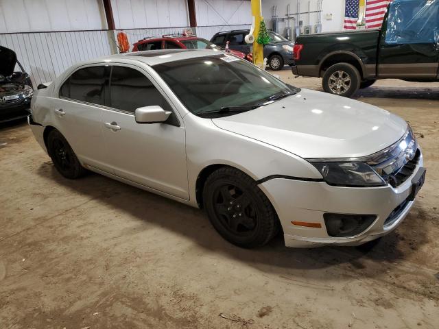 3FAHP0HA9BR240605 - 2011 FORD FUSION SE SILVER photo 4