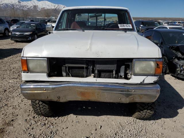 1FTHX26G0KKB75760 - 1989 FORD F250 WHITE photo 5