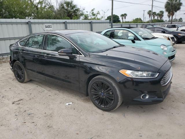 3FA6P0H95GR338115 - 2016 FORD FUSION SE BLACK photo 4