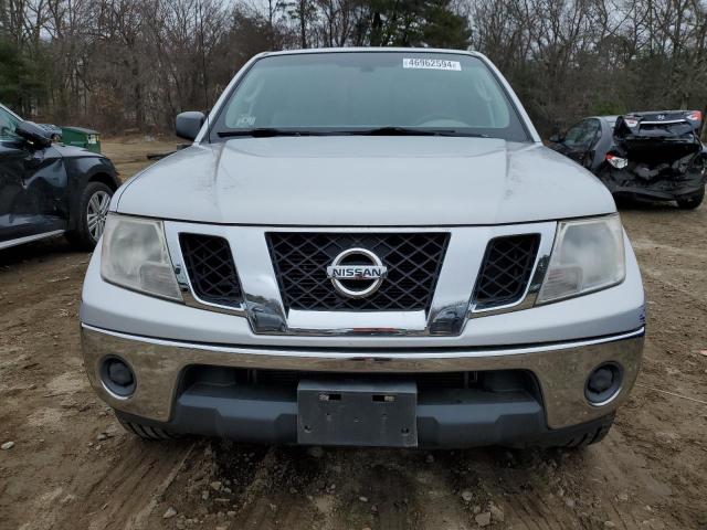 1N6BD0CT0AC438128 - 2010 NISSAN FRONTIER KING CAB SE GRAY photo 5