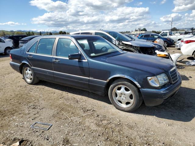 WDBGA33G0VA341937 - 1997 MERCEDES-BENZ S 320 BLACK photo 4