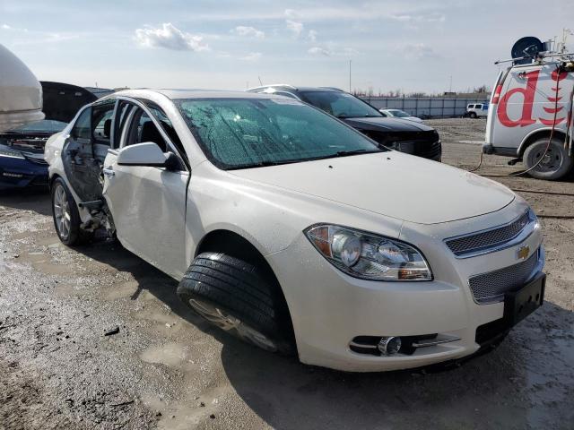 1G1ZE5EB4AF231457 - 2010 CHEVROLET MALIBU LTZ თეთრი ფოტო 4