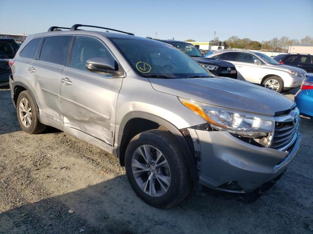 5TDBKRFH4FS157086 - 2015 TOYOTA HIGHLANDER LE SILVER photo 4