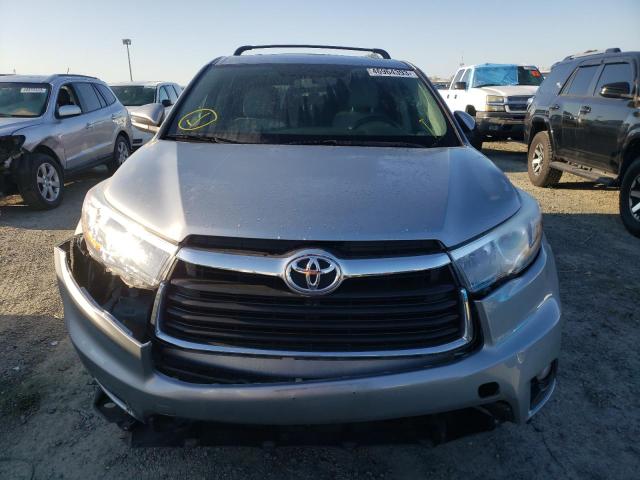 5TDBKRFH4FS157086 - 2015 TOYOTA HIGHLANDER LE SILVER photo 5