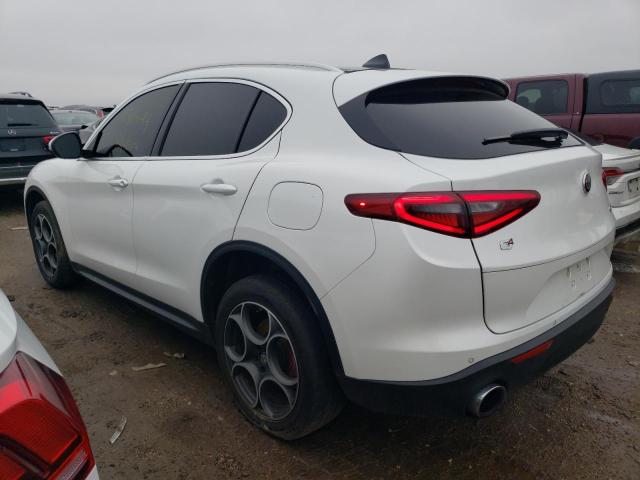 ZASFAKBNXJ7B92443 - 2018 ALFA ROMEO STELVIO TI WHITE photo 2
