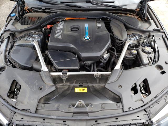 WBAJA9C03LCE66624 - 2020 BMW 530E GRAY photo 11