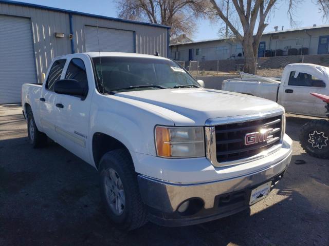 3GTEC13J28G283662 - 2008 GMC SIERRA C1500 WHITE photo 4