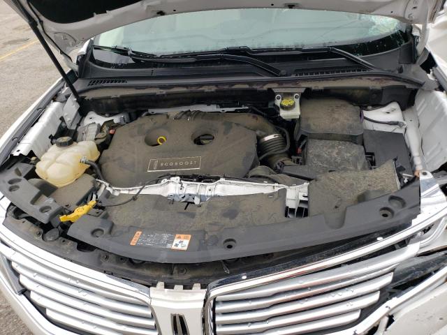 5LMCJ3C95GUJ23505 - 2016 LINCOLN MKC RESERVE WHITE photo 12