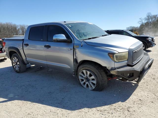 5TFHW5F10BX186101 - 2011 TOYOTA TUNDRA CREWMAX LIMITED SILVER photo 4