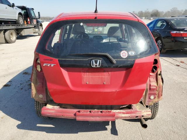 JHMGE8H3XDC079256 - 2013 HONDA FIT RED photo 6