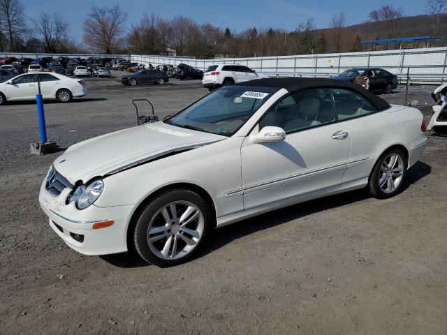 WDBTK56F78F250889 - 2008 MERCEDES-BENZ CLK 350 WHITE photo 1